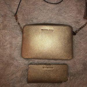 Jet Set Saffiano Leather crossbody bag and wallet